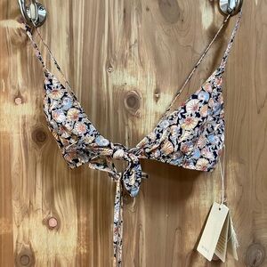 NWT Doen Shell bikini top